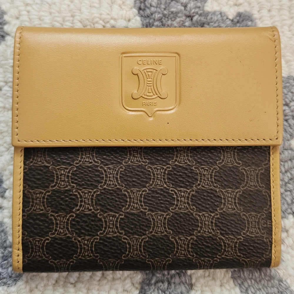EUC CELINE Paris Vintage Triomphe Monogram & Tan Leather 2 sided Wallet - Picture 2 of 14